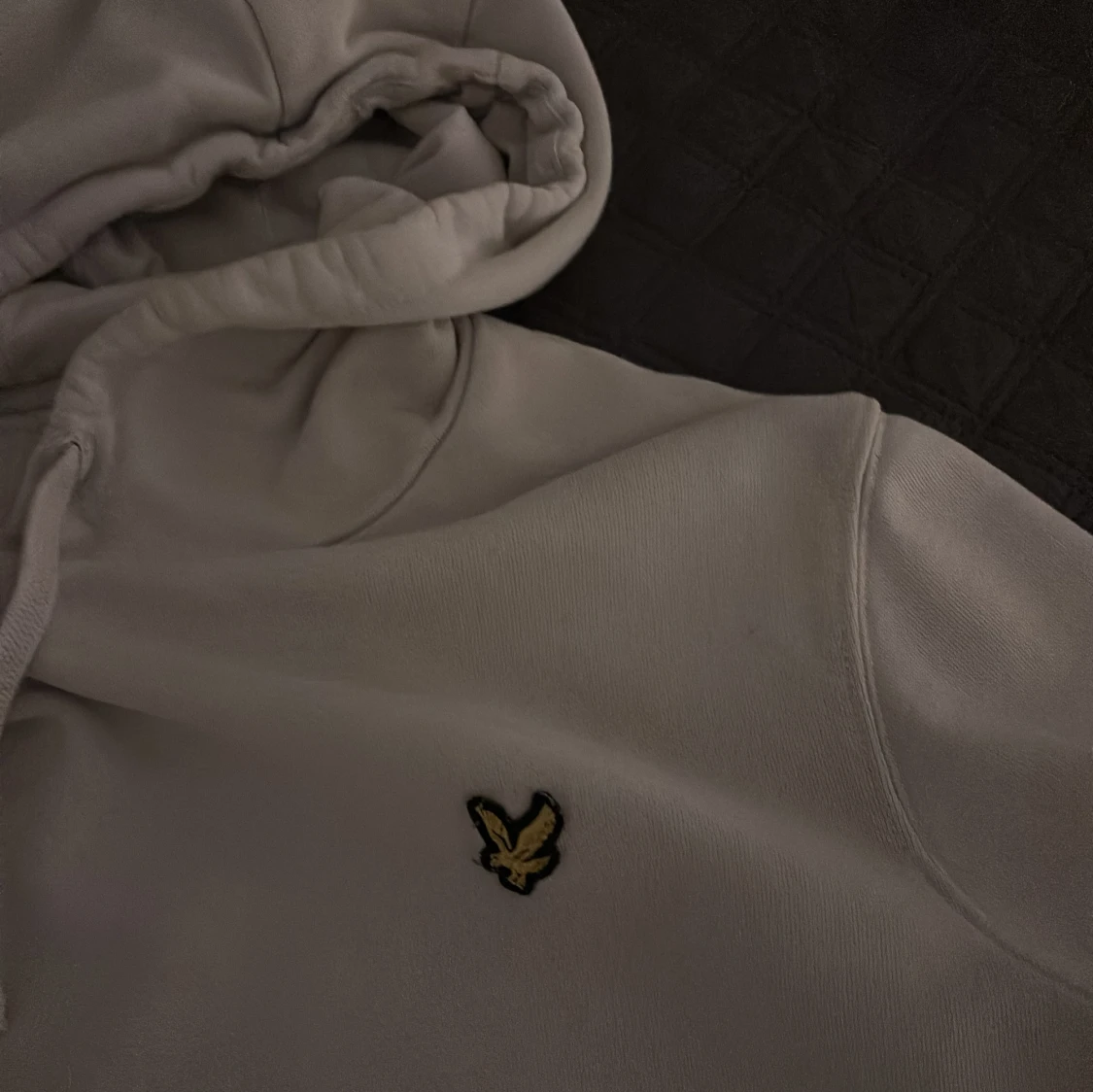Grå hoodie från Lyle & Scott - 3