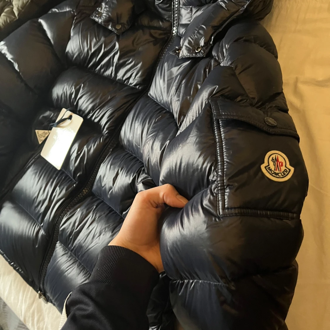 Mörkblå dunjacka från Moncler - 1