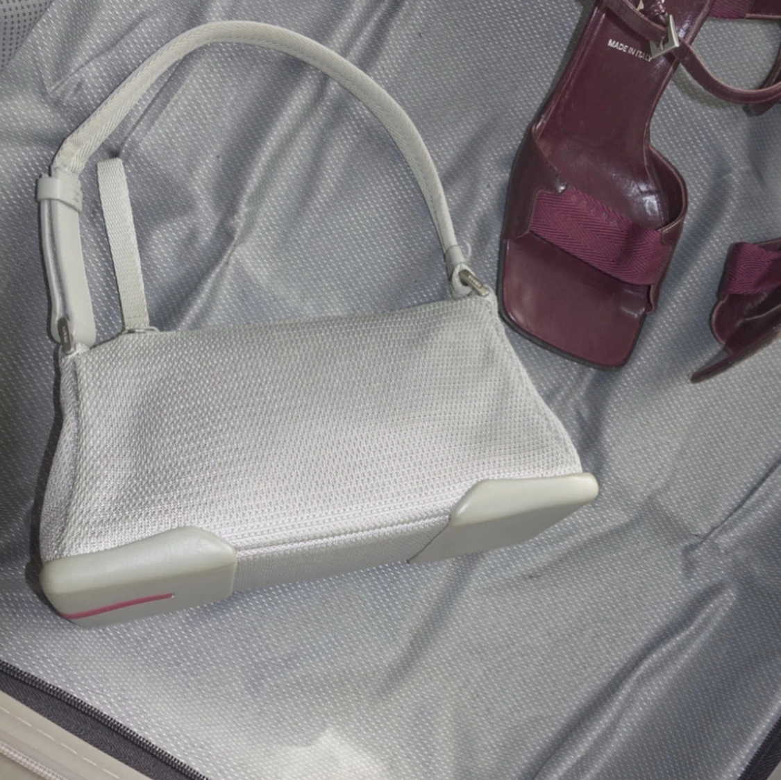 Silvrig Prada sport 1999 - 2