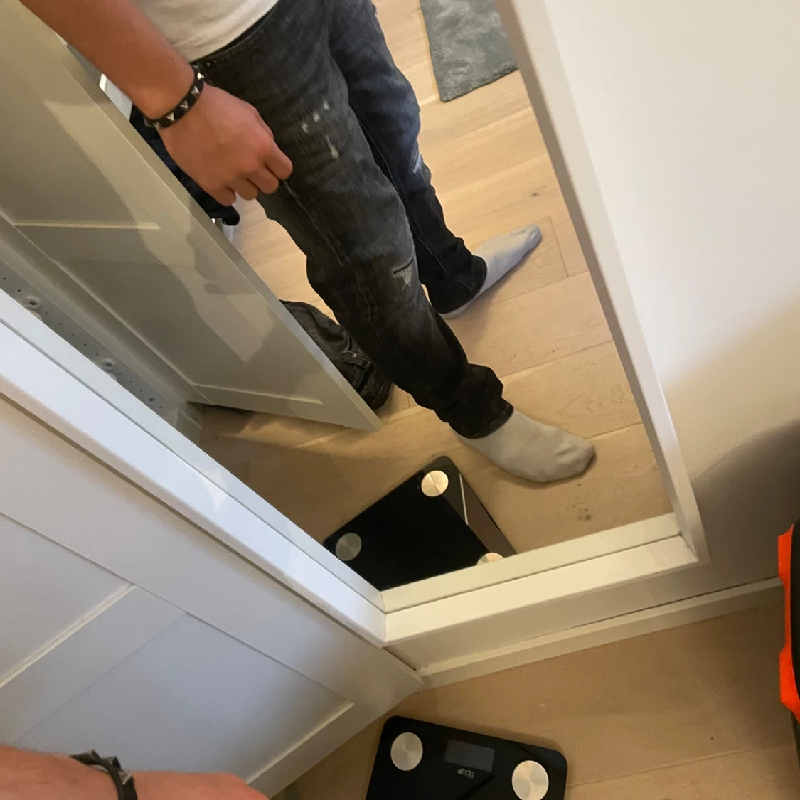 Jack and Jones jeans med slitningar  - 1