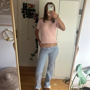 söt tröja - jätte söt tröja ifrån zara, nyskick och inte använd💕💕💕