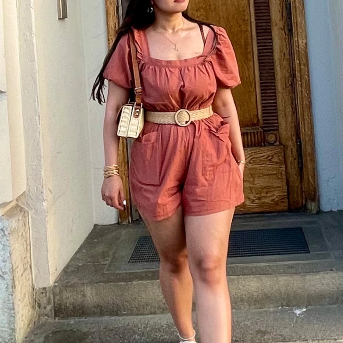 Rostfärgade shorts med bälte - 2