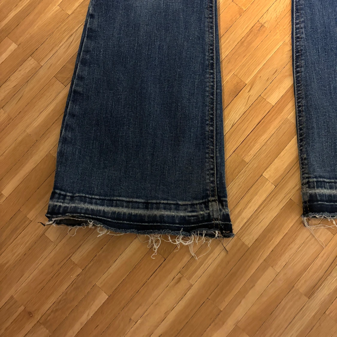 Blå bootcut jeans - 2