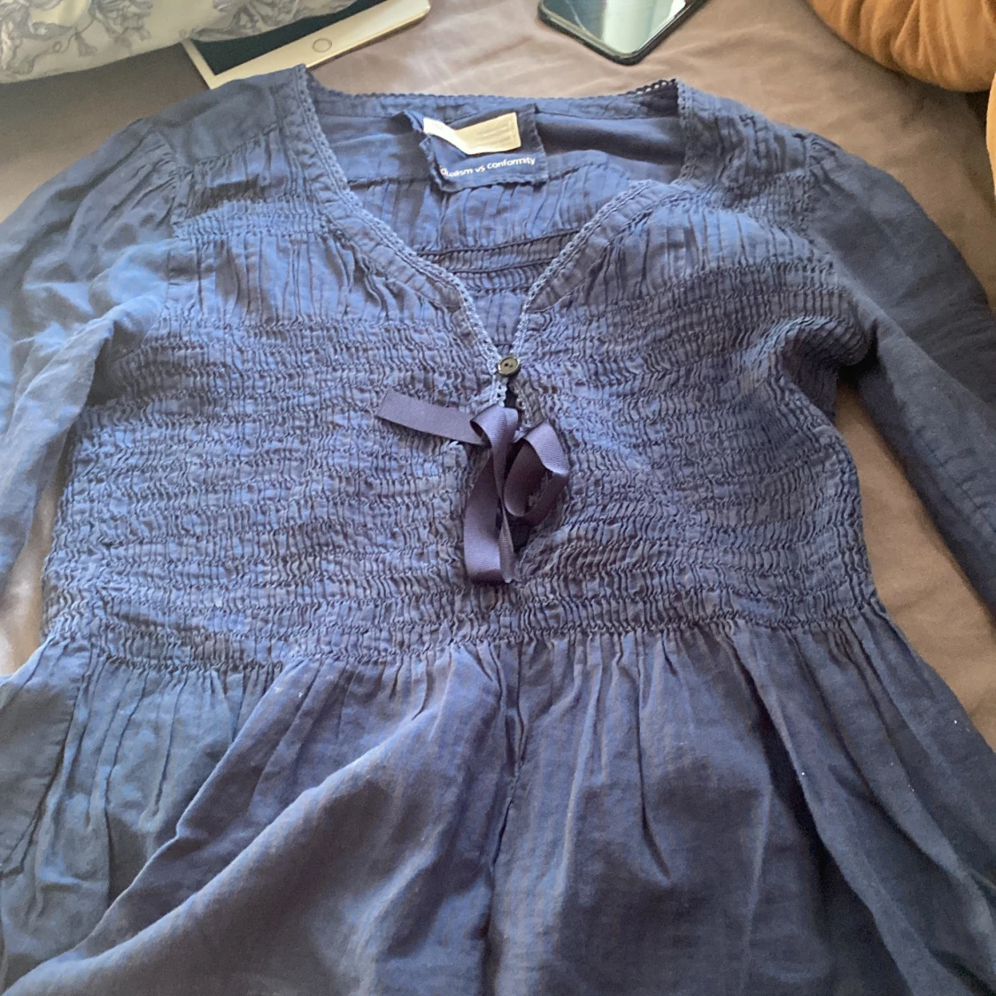 Blå blus, odd molly