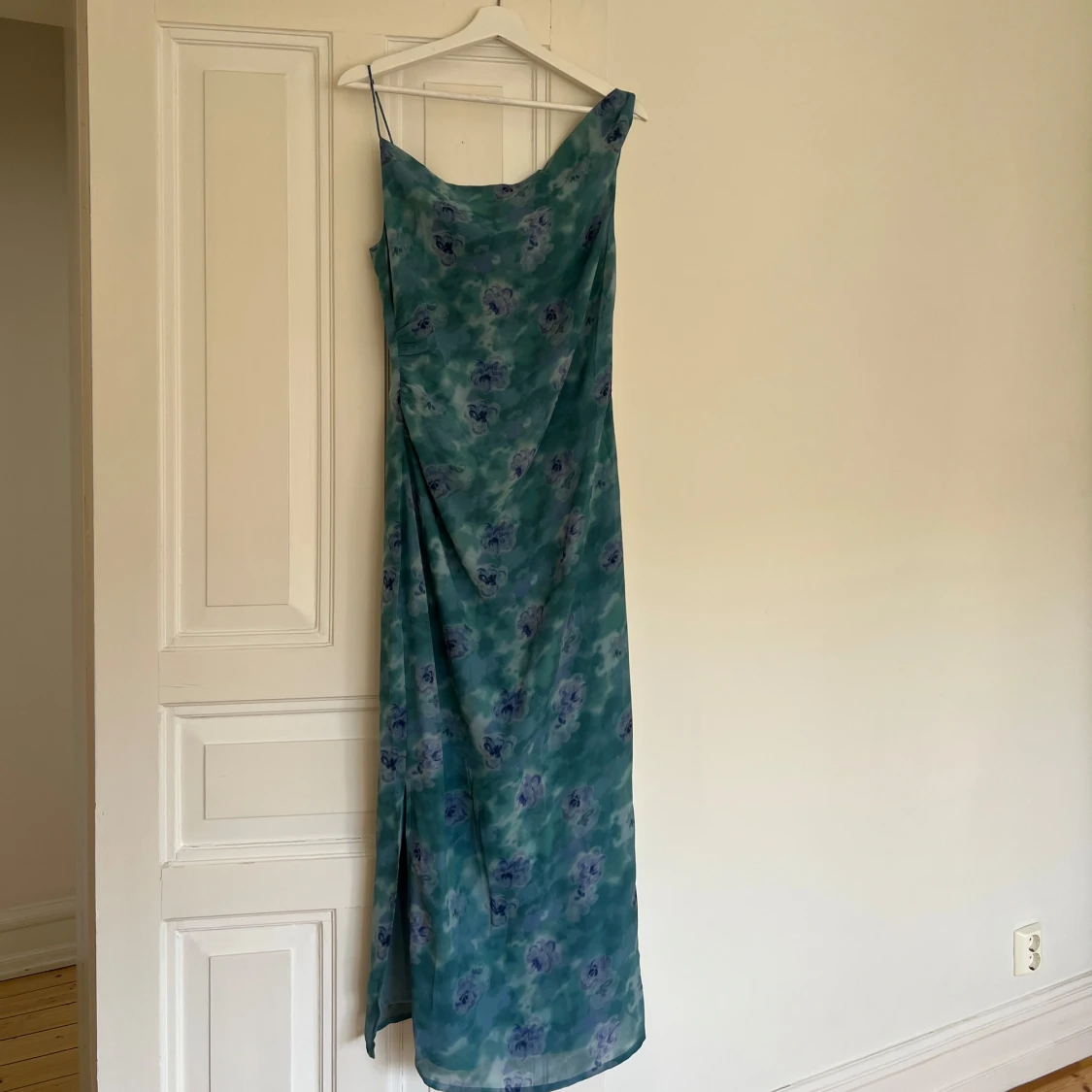 långklänning från ADOORE