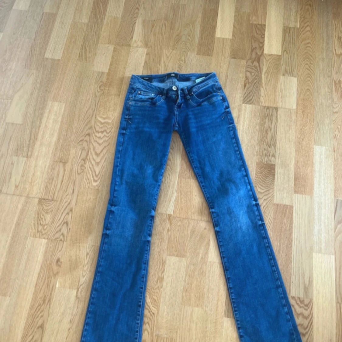 Blå bootcut jeans från LTB, W26 L36