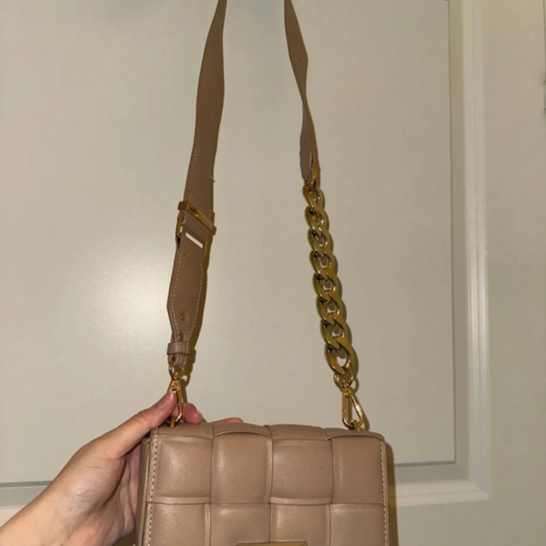 Beige quiltad axelväska från Steve Madden - 2