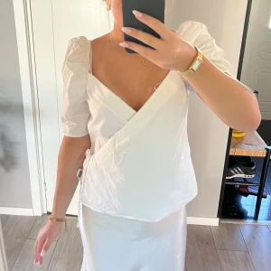 Vit blus  - Jätte söt topp/blus💗
