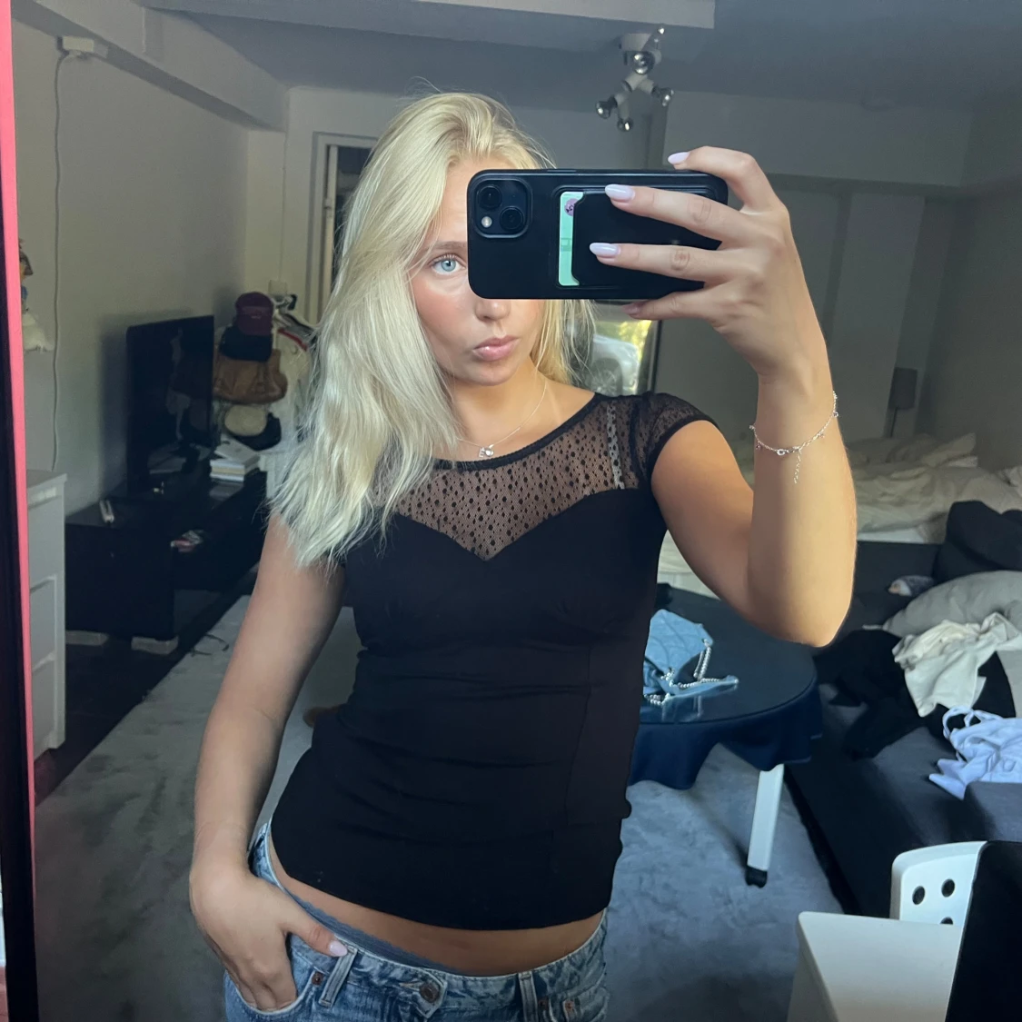 Svart meshblus/spets från Orsay