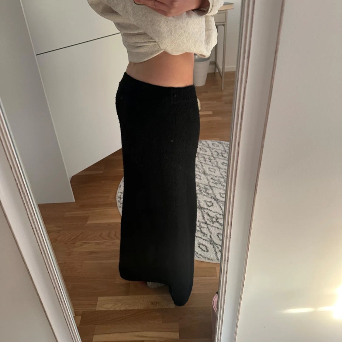 Stickad lång kjol neo noir - 1