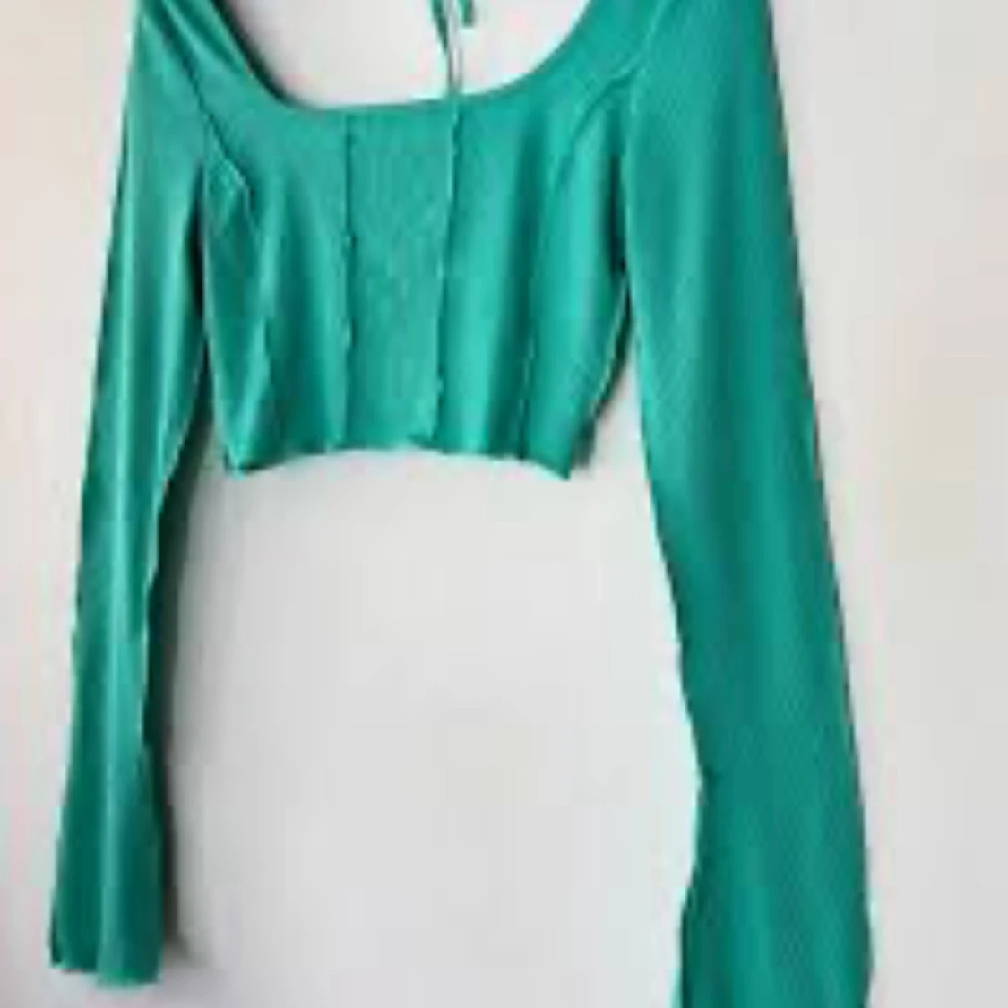 Turkos croppad långärmad topp med knyt - 3