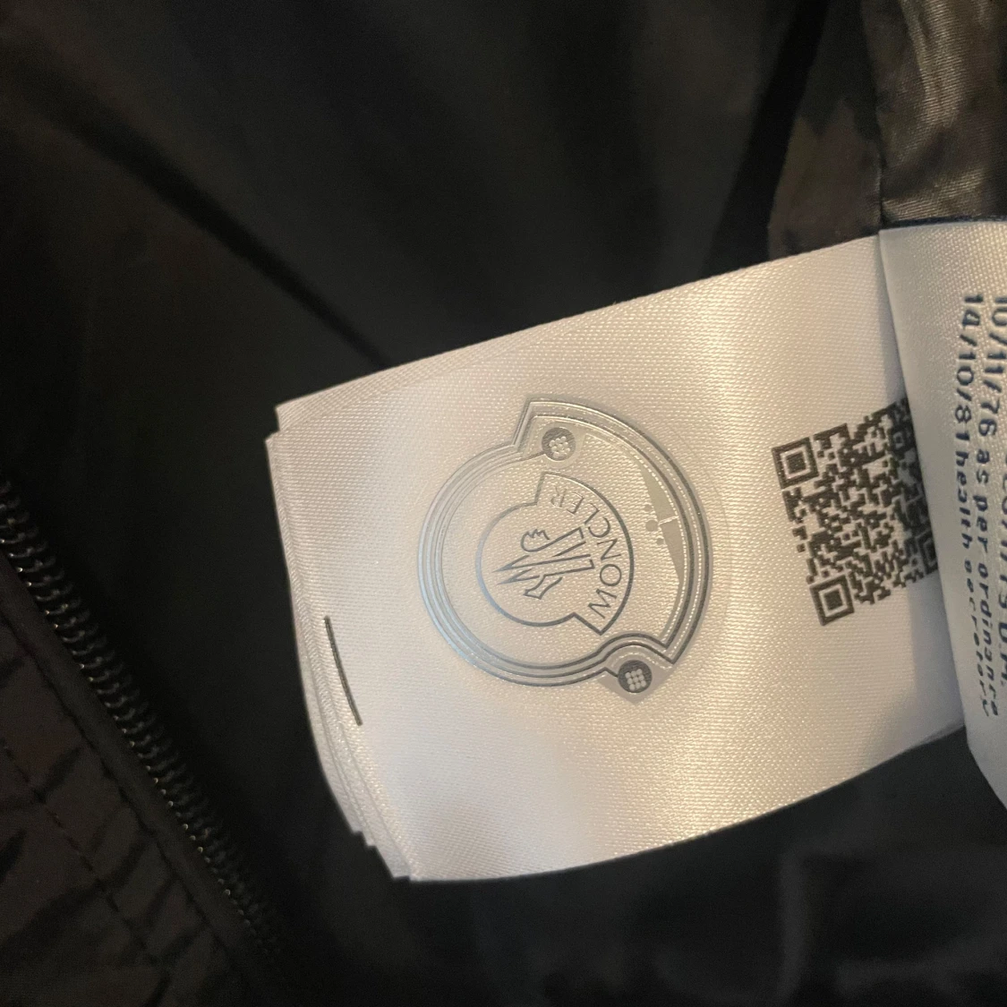 Svart vindjacka från Moncler - 4