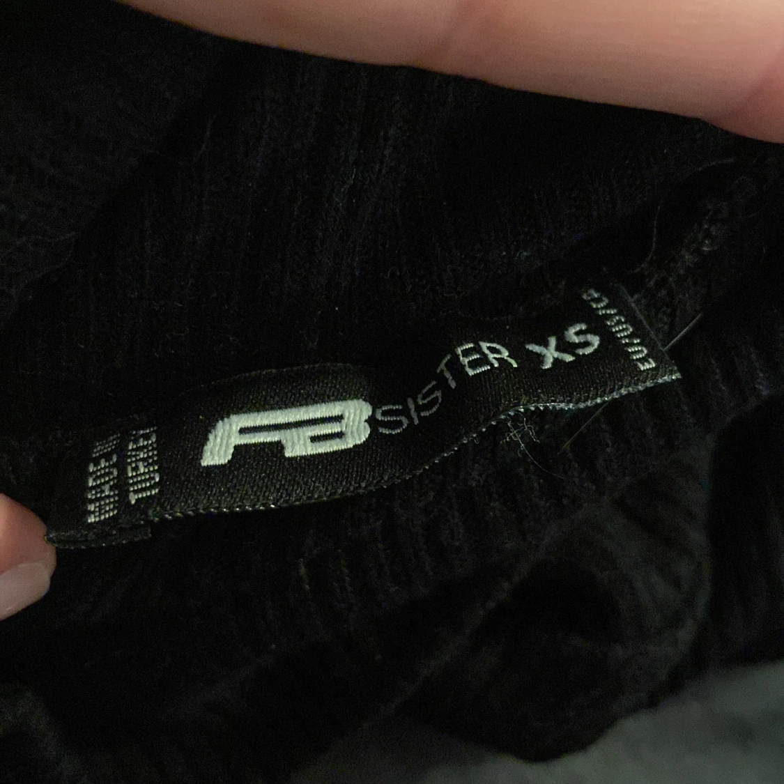 Högkragad tröja - 2