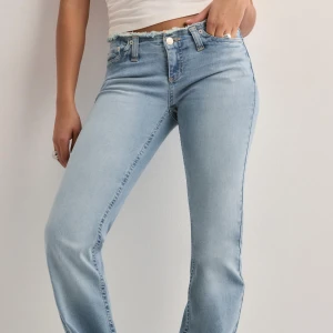 No waist jeans - Aldrig använda. Prislapp kvar.slutsålda 