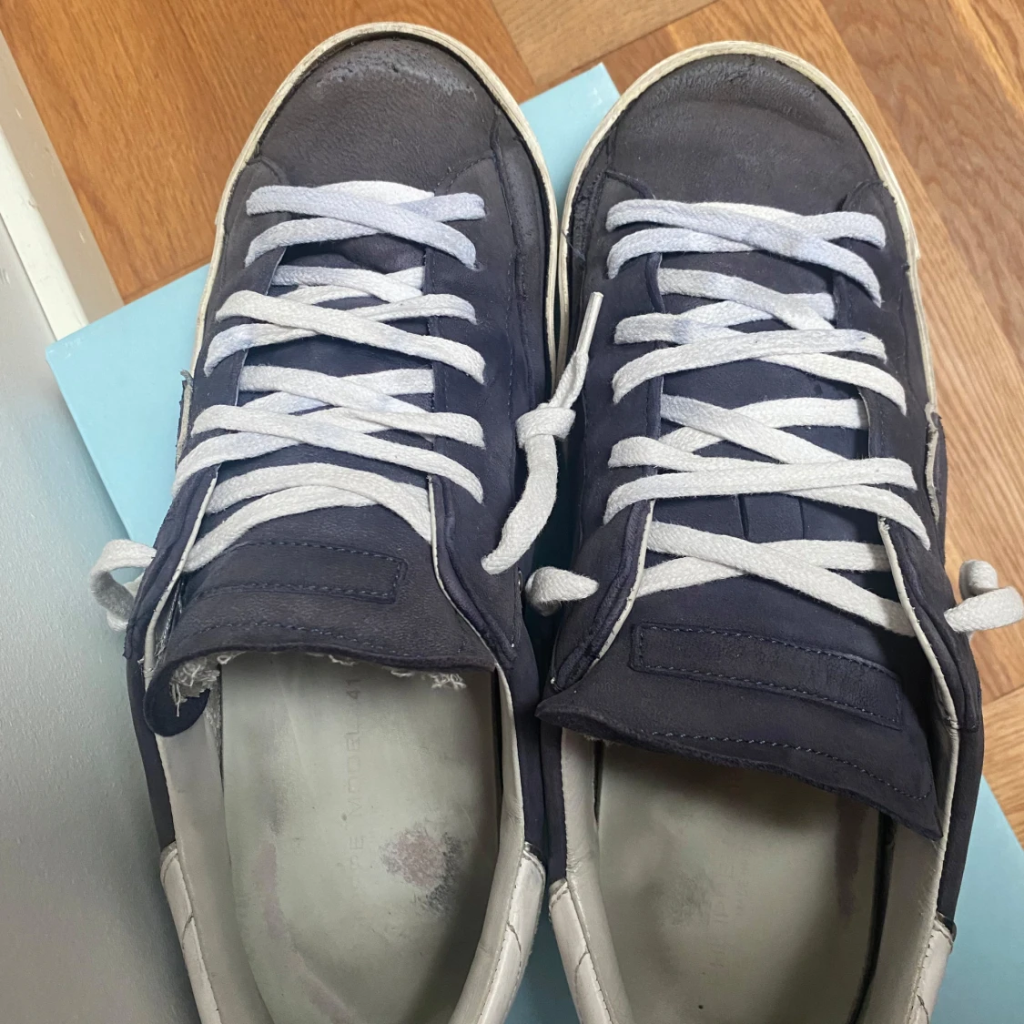 Blå sneakers från Philippe Model - 3