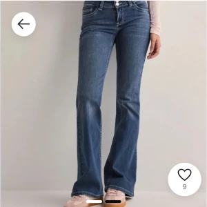 Nelly jeans - Storlek:EU 32     