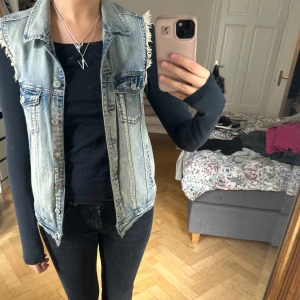 Jeansväst - Super snygg jeans väst💓🥰
