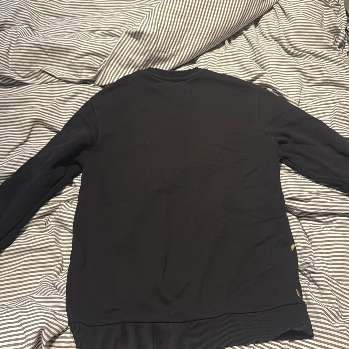 Svart sweatshirt Versace Jeans guldtryck - 2