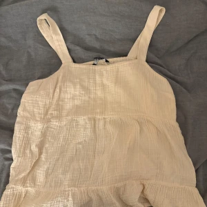 Gul volang topp - Gul söt volangtopp