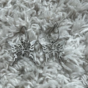 Fjärils set från Monki  - Snyggt set från monki 