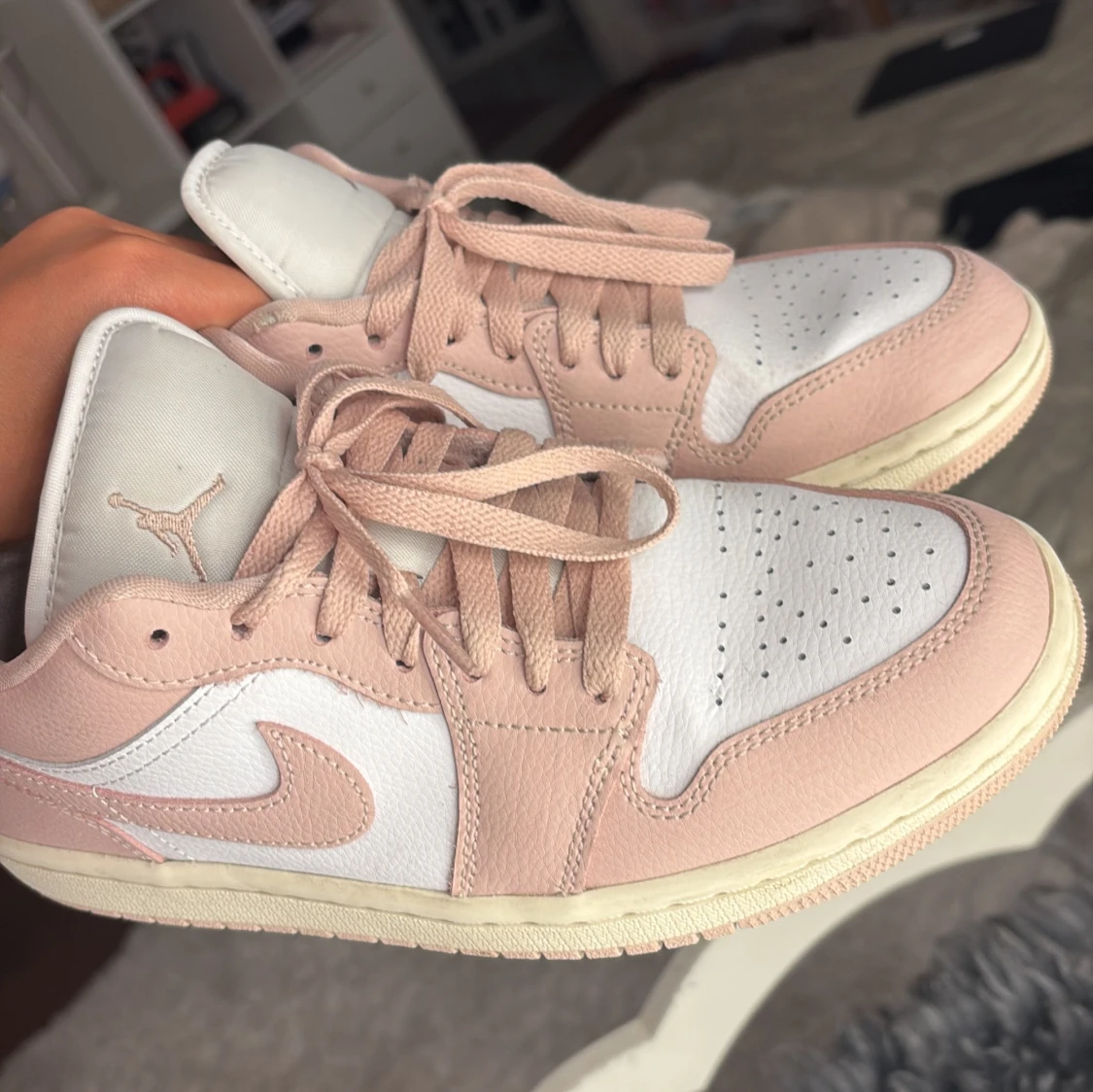 Nike Air Jordan 1 Low ljusrosa - 1