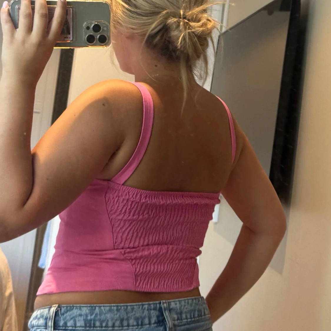 Rosa korsett-topp med breda axelband - 1