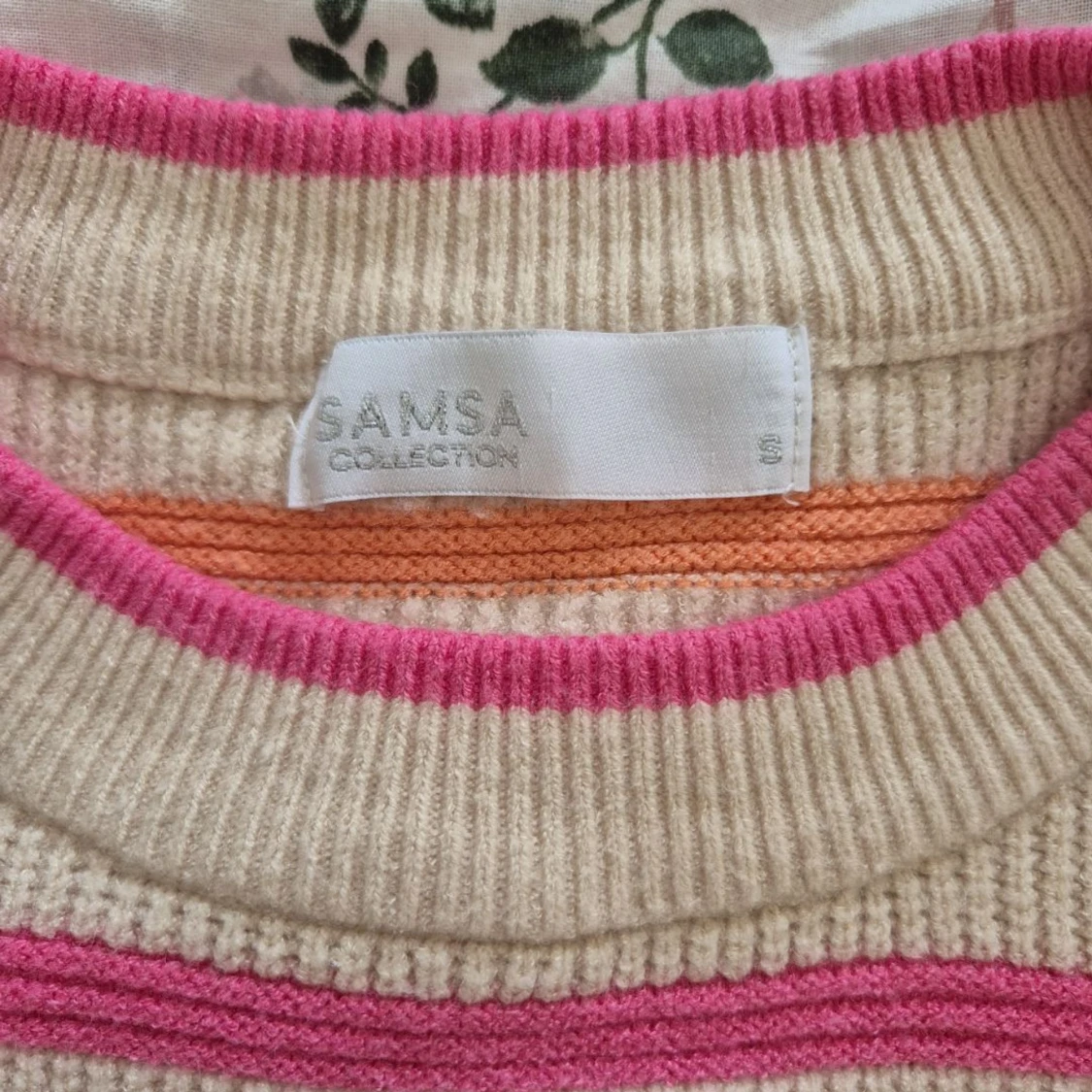 Randig beige stickad tröja - 3