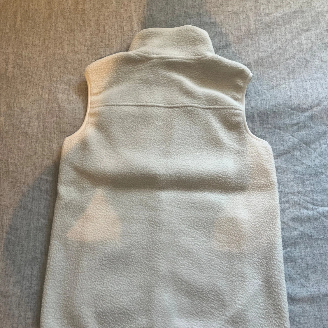 Vit fleeceväst från Protech - 1