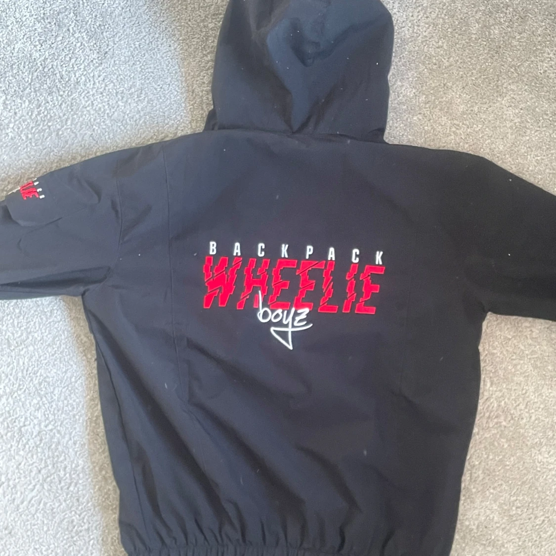 Svart vindjacka Backpack Wheelie Boyz