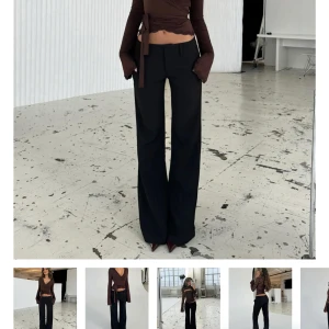 Low waist kostymbyxor - Snygga svarta low waist kostymbyxor. Aldrig använda med lappar kvar ❤️köpt för 680 kr