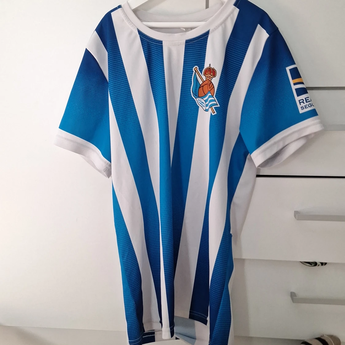 Real Sociedad Isak 19 matchtröja