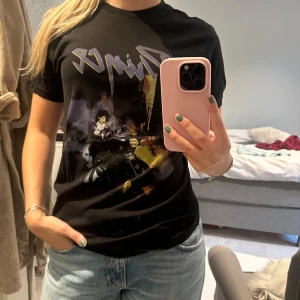 T-shirt med tryck - Cool T-shirt med Prince-tryck. Superskönt material!