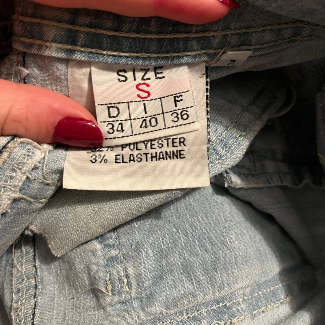 Ljusblå jeansshorts med dragkedjedetaljer - 3