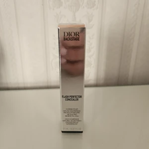 Dior backstage concealer 2N - Dior backstage concealer 2N, OBRUTEN förpackning🩷 helt ny, köpte fel färg