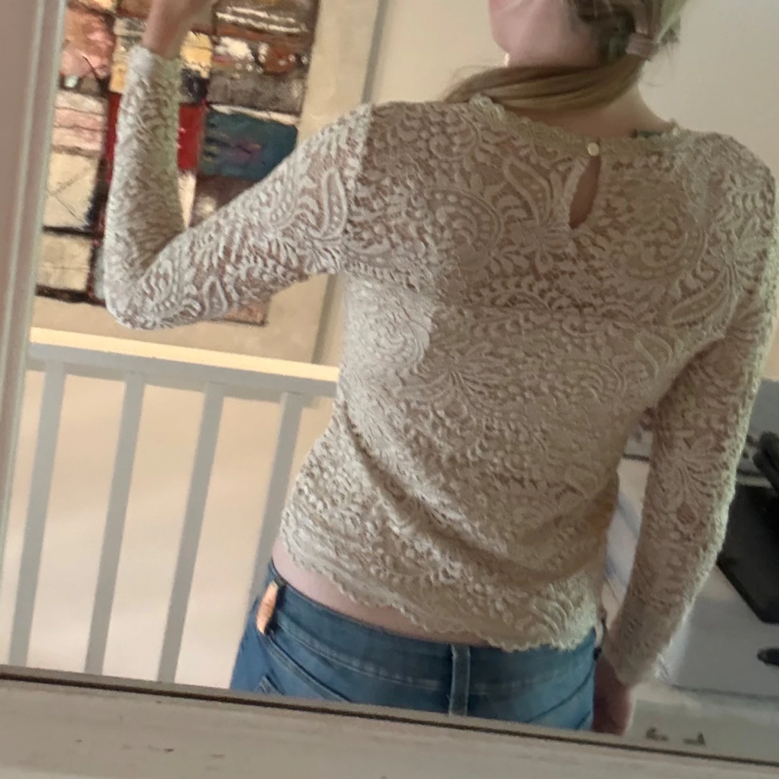 Beige/Gräddvit spetsblus från Vero Moda - 1