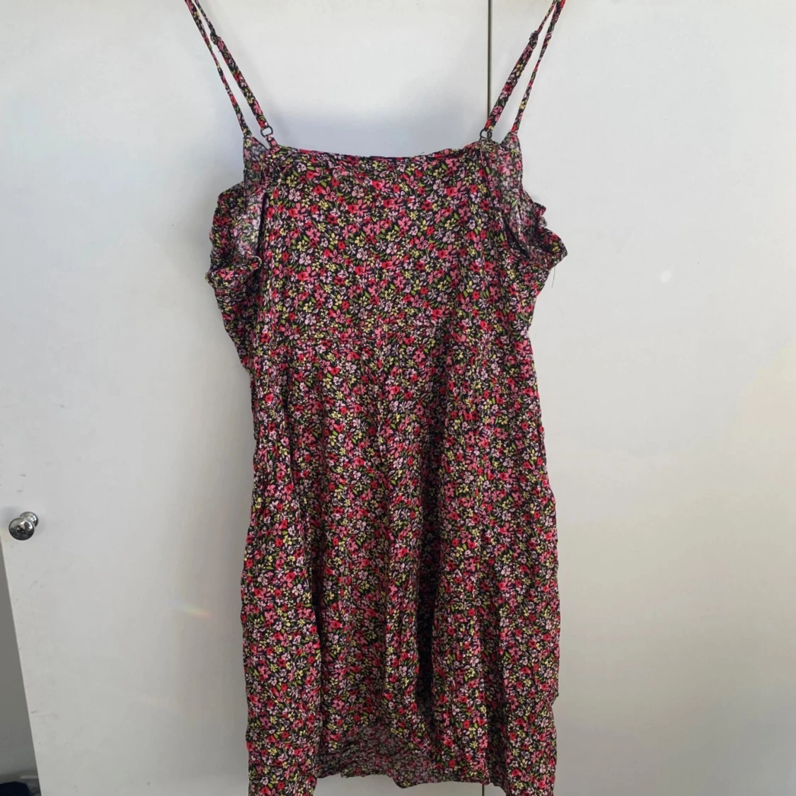 Blommig sommarklänning  - 3