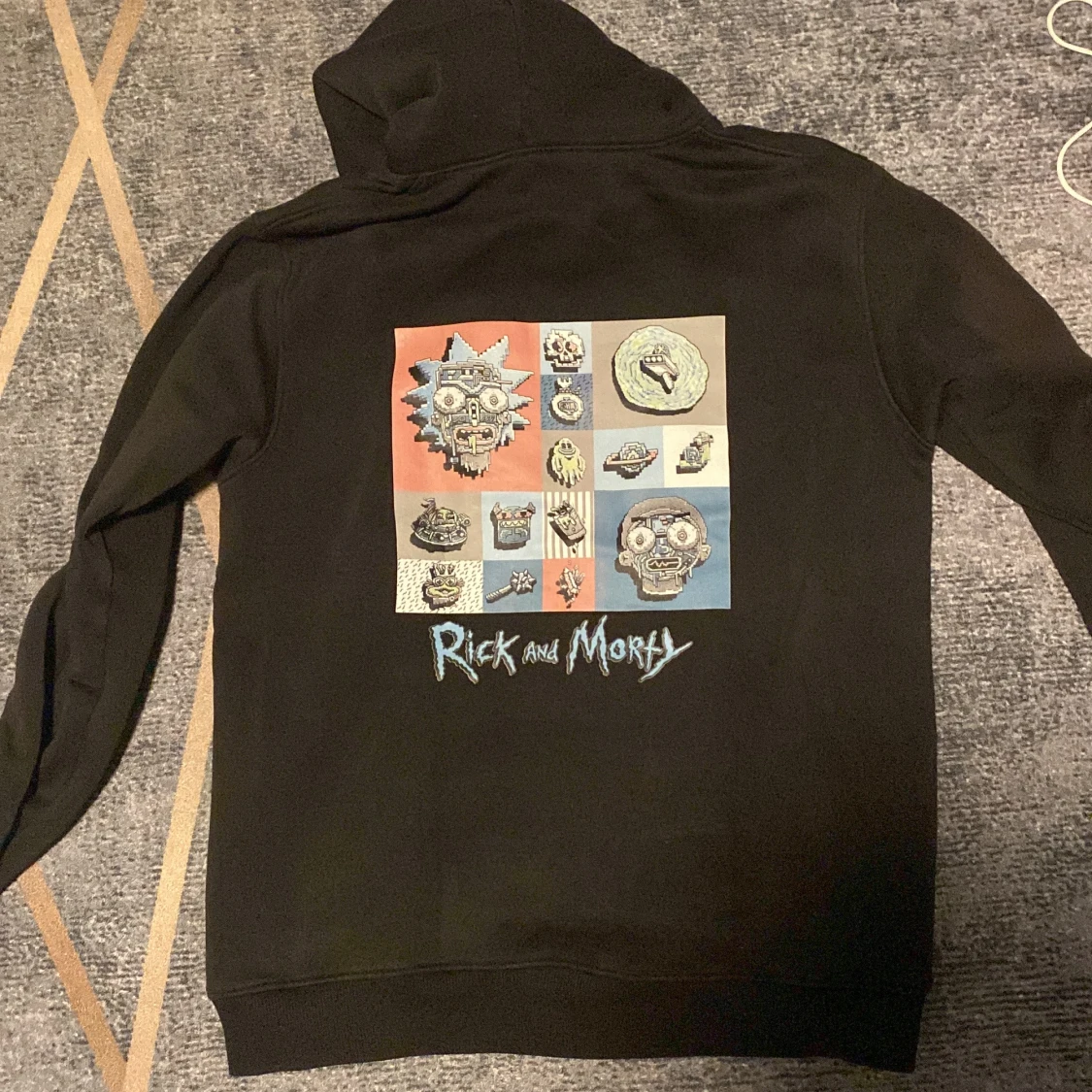 Rick and Morty svart hoodie - 1