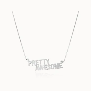 Ioaku halsband - Pretty Awesome - Superfint halsband från ioaku i jättebra skick! Näst intill inget slitage. Nypris: 500kr