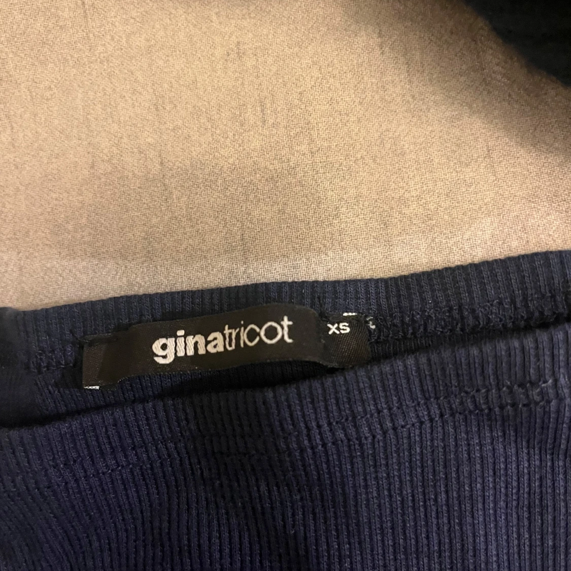 Mörkblå långärmad topp Gina Tricot - 2