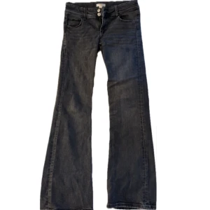 Gina tricot jeans  - Jeans från Gina tricot i storlek 164