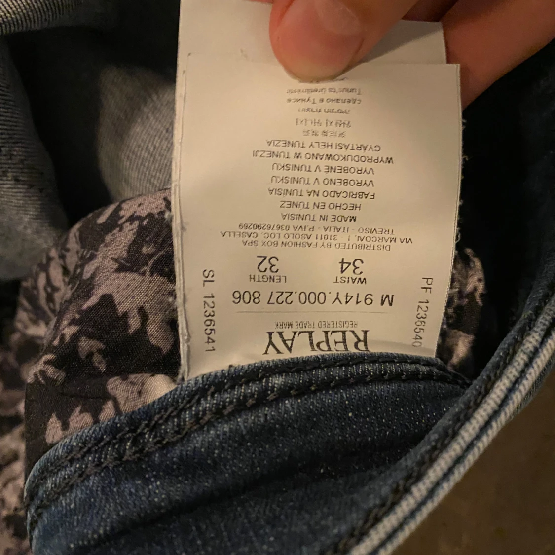 Replay anbass med slitningar  - 2