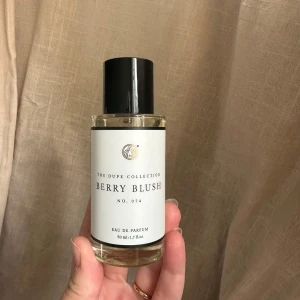 Curiosa parfym EDP 50ml - Bärig sommardoft. Endast testad 
