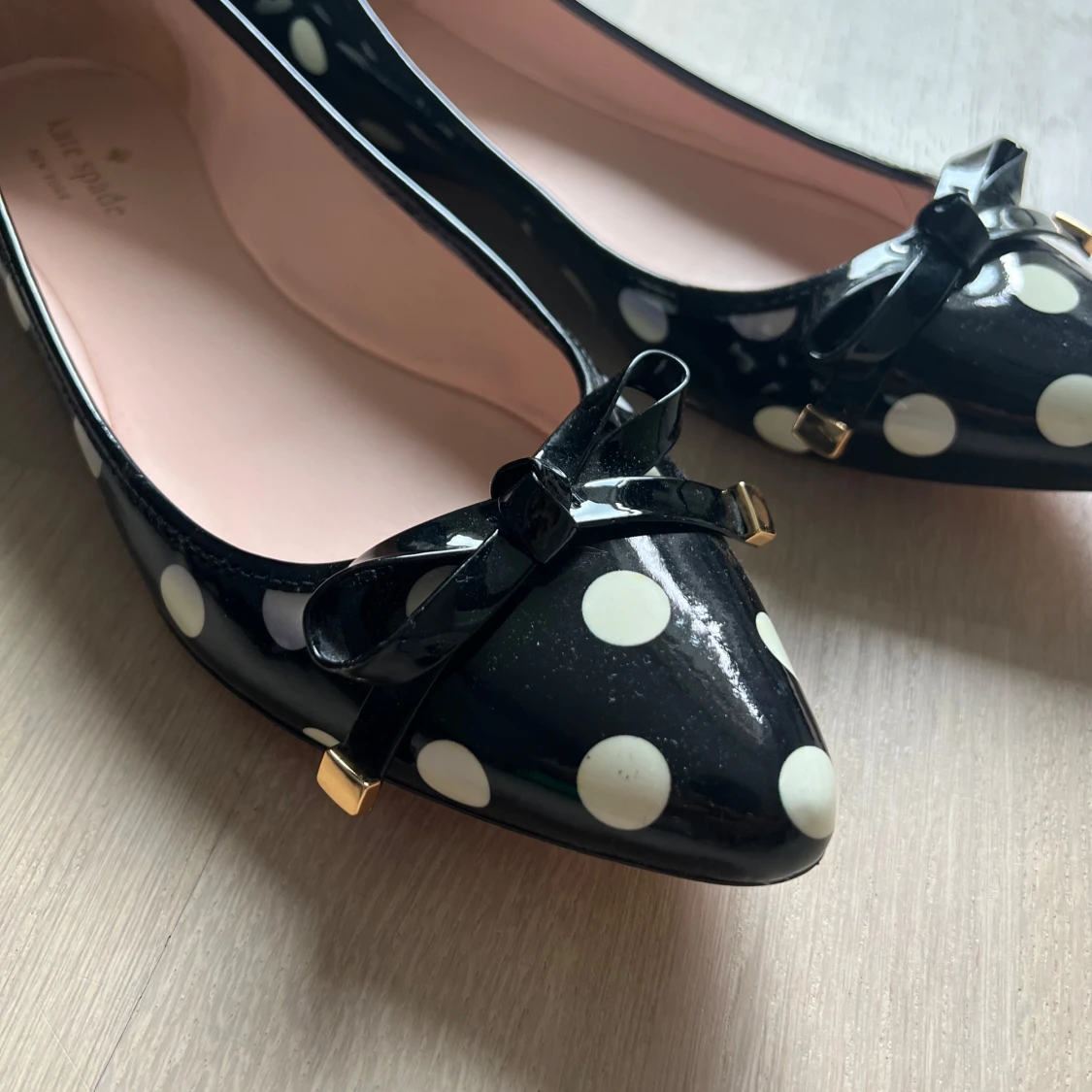 Svartvita Polka Dot Ballerinaskor - 1