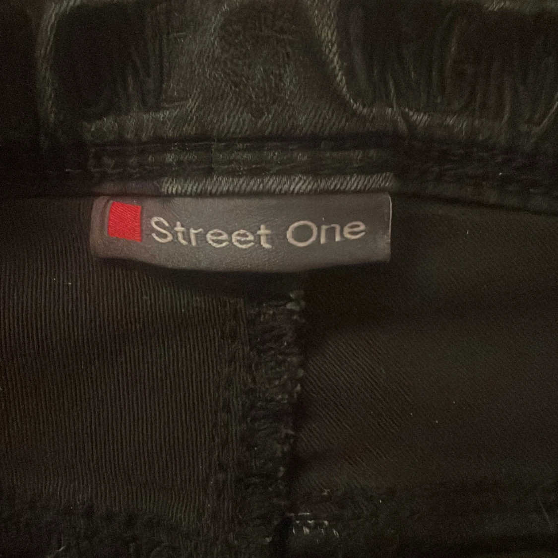 Svarta jeans från Street One, stl 26 - 1