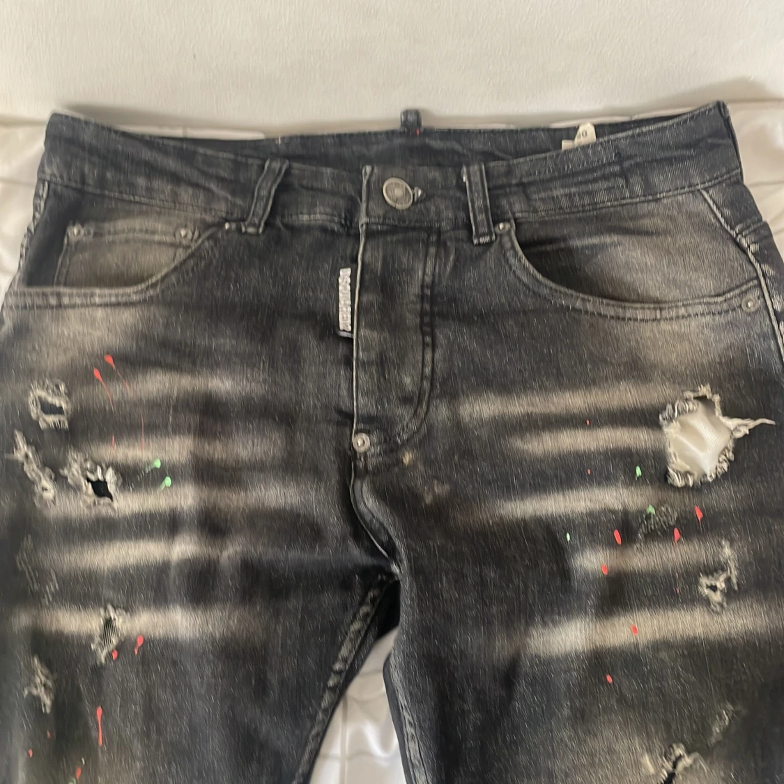 Svarta distressed jeans från Dsquared2 - 1