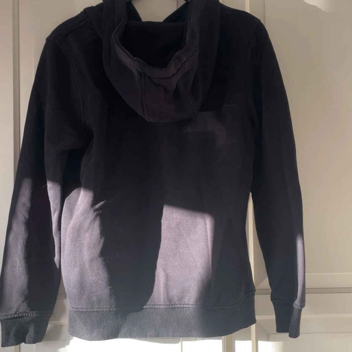 Svart hoodie från DirtCult XL - 1