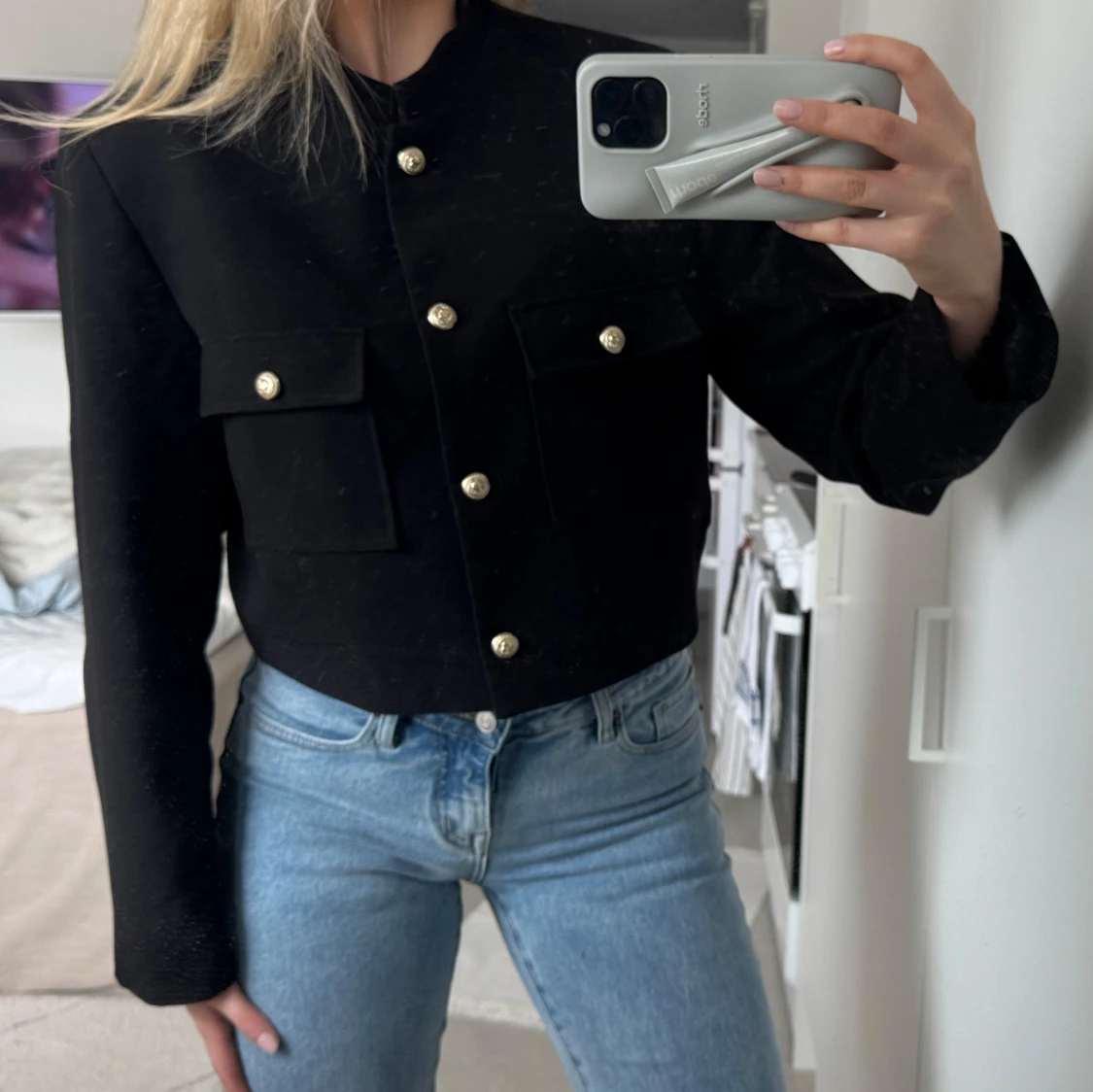 Svart croppad kavaj från NA-KD