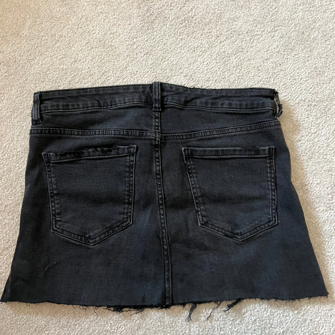 Svart jeanskjol  - 2