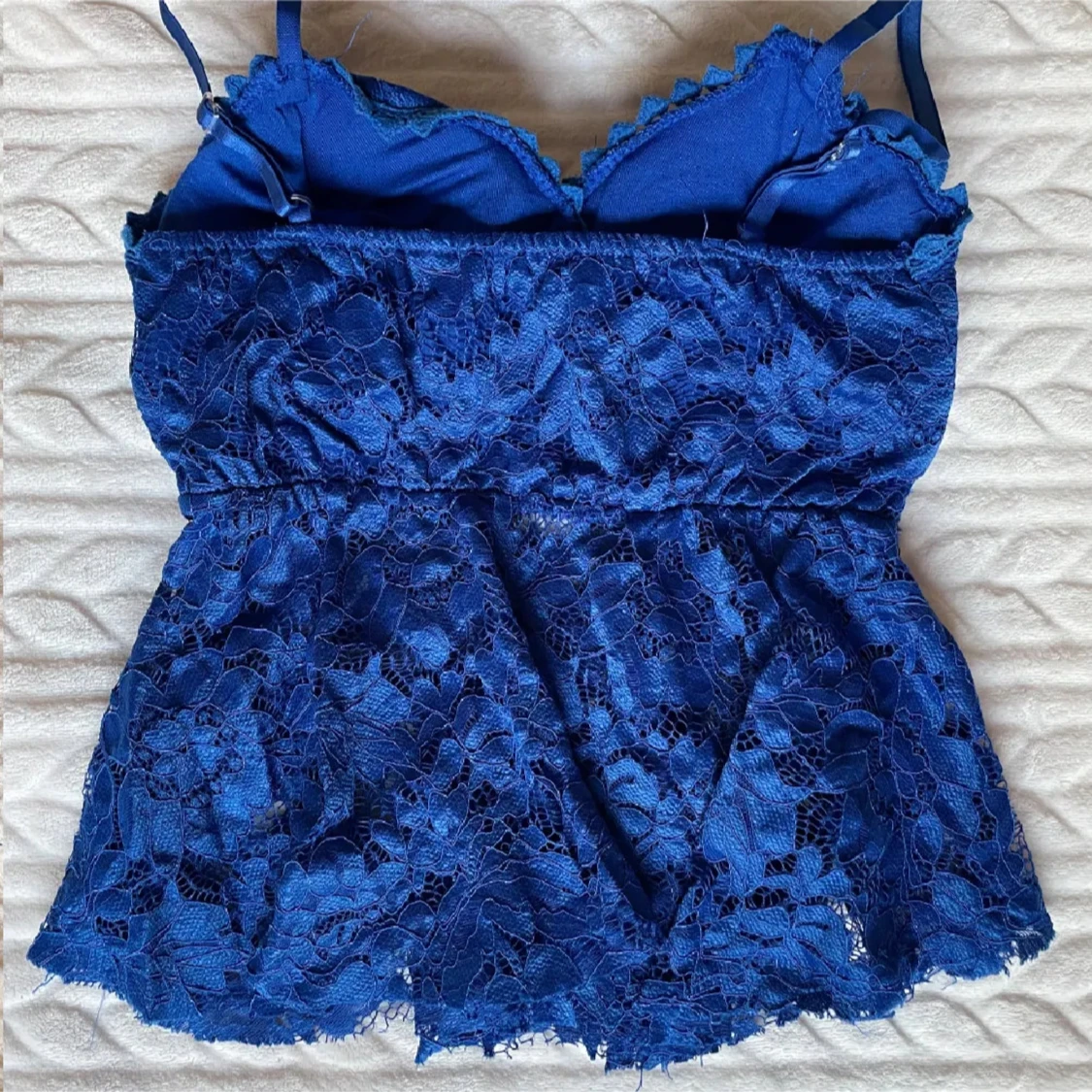 Blå spetslinne med volang - 1