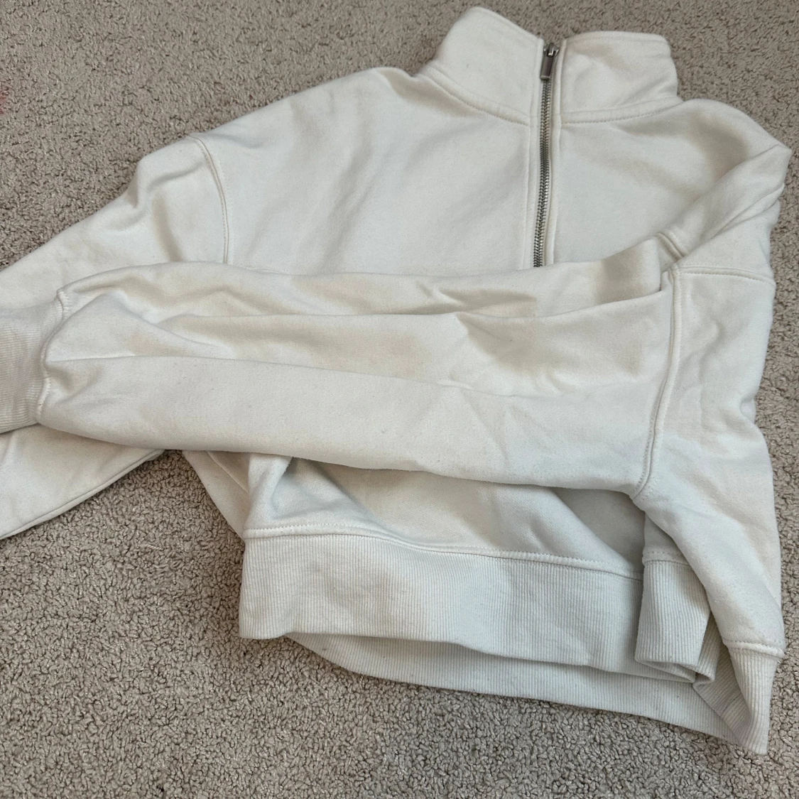Vit halvzip sweatshirt från H&M - 1